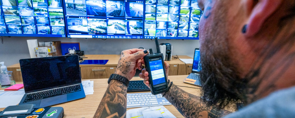 technician using mototrbo ion smart radio